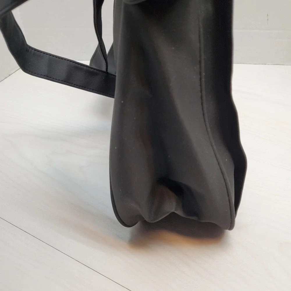 Black Messenger Bag Crossbody Bag PVC Adjustable Strap Silver‎ Buckle